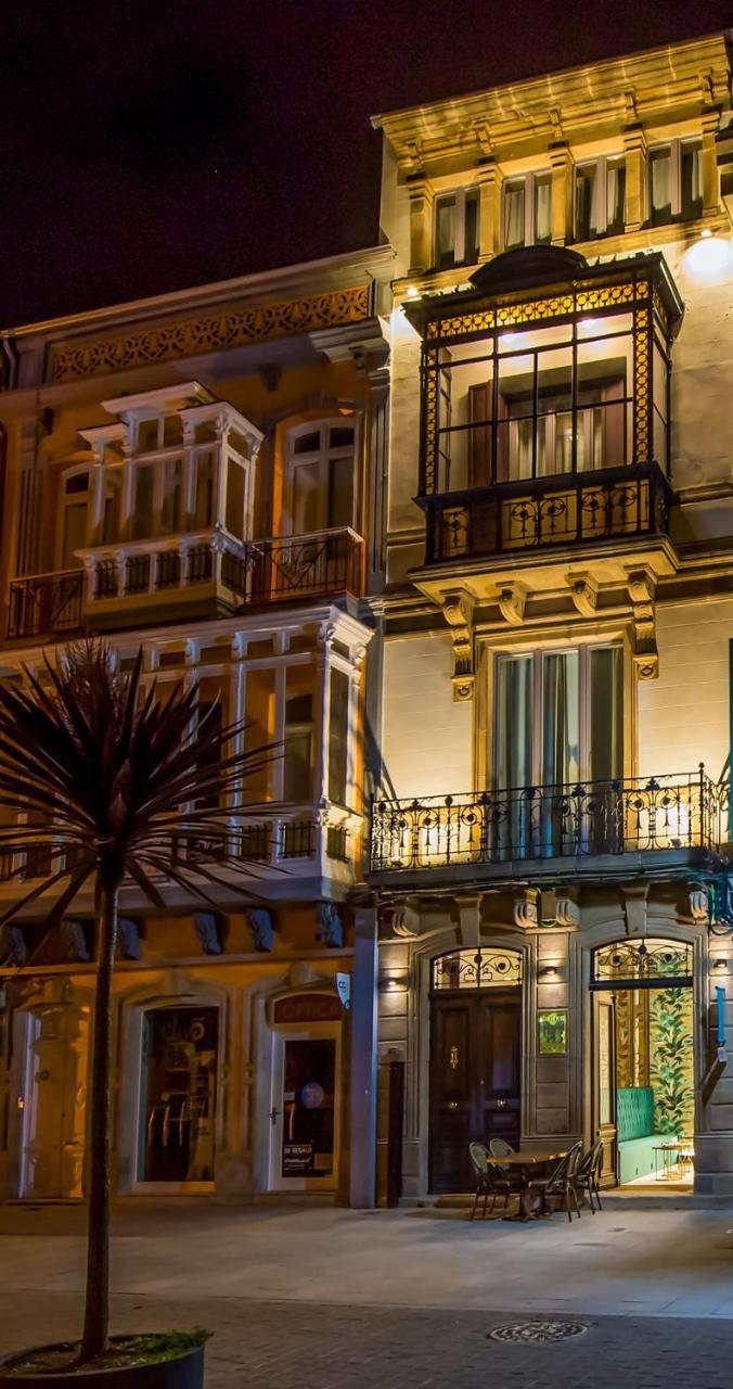 Hotel Boutique Loriente Ribadeo Exteriör bild